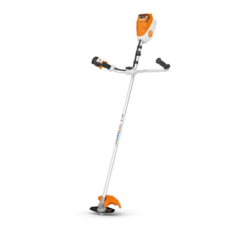debroussailleuse-fsa-80-avec-couteau-a-herbe-230-2-stihl.jpg DÉBROUSSAILLEUSE FSA 80 AVEC COUTEAU A HERBE 230-2 STIHL NU – Image 1